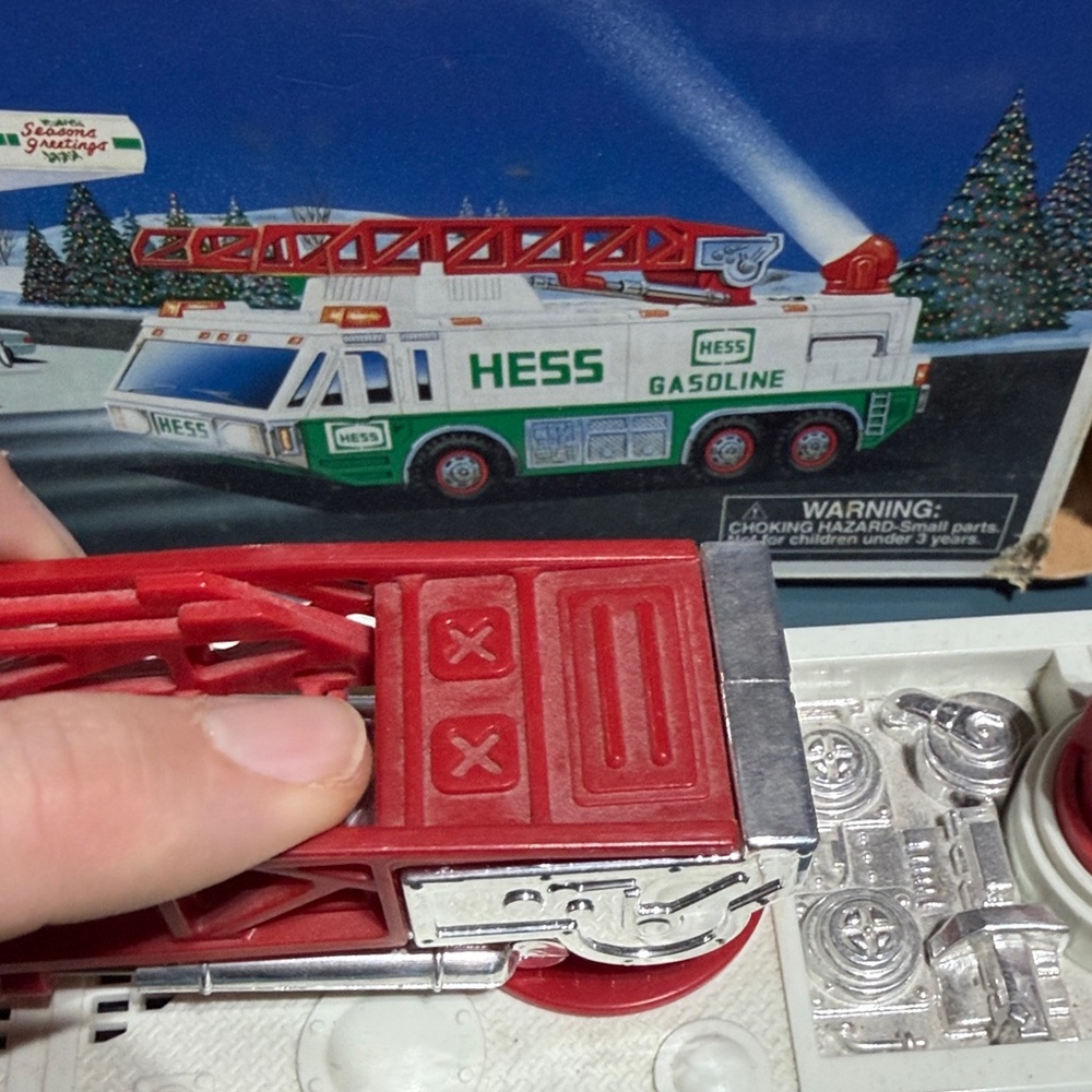 Hess Emergency Truck Toy - Red and Green - Picture 5 of 10